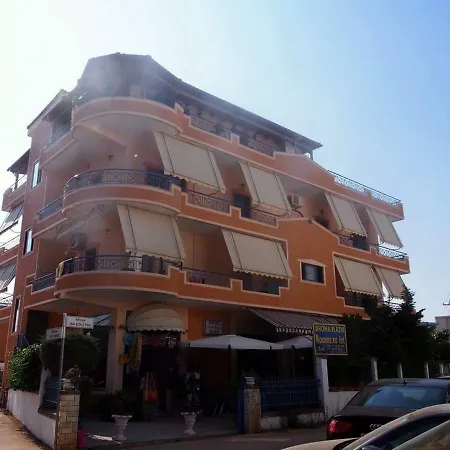 Aparthotel Biraci