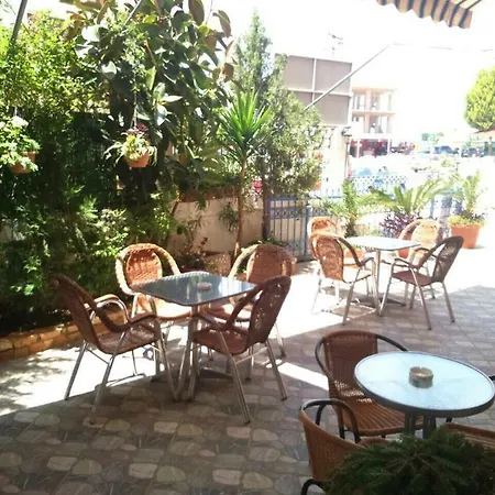 Aparthotel Biraci